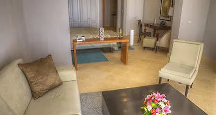 פונטה קאנה Ancora Cap Cana & Marina Suites Resort מלון