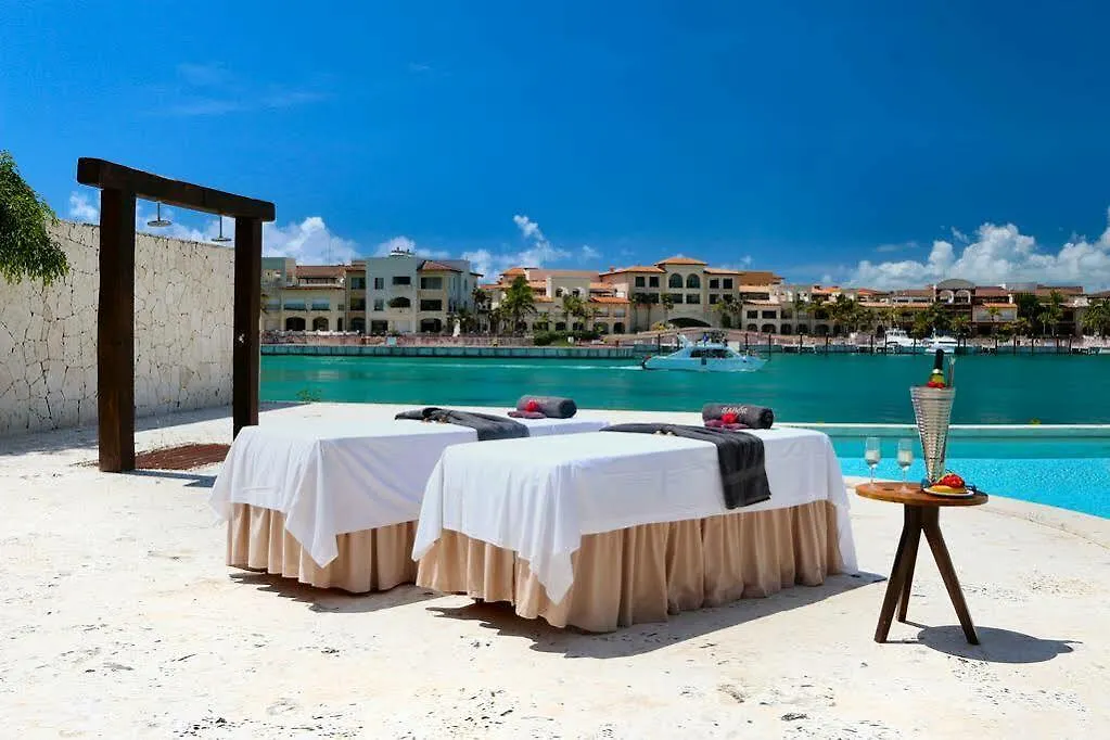 מלון פונטה קאנה Ancora Cap Cana & Marina Suites Resort