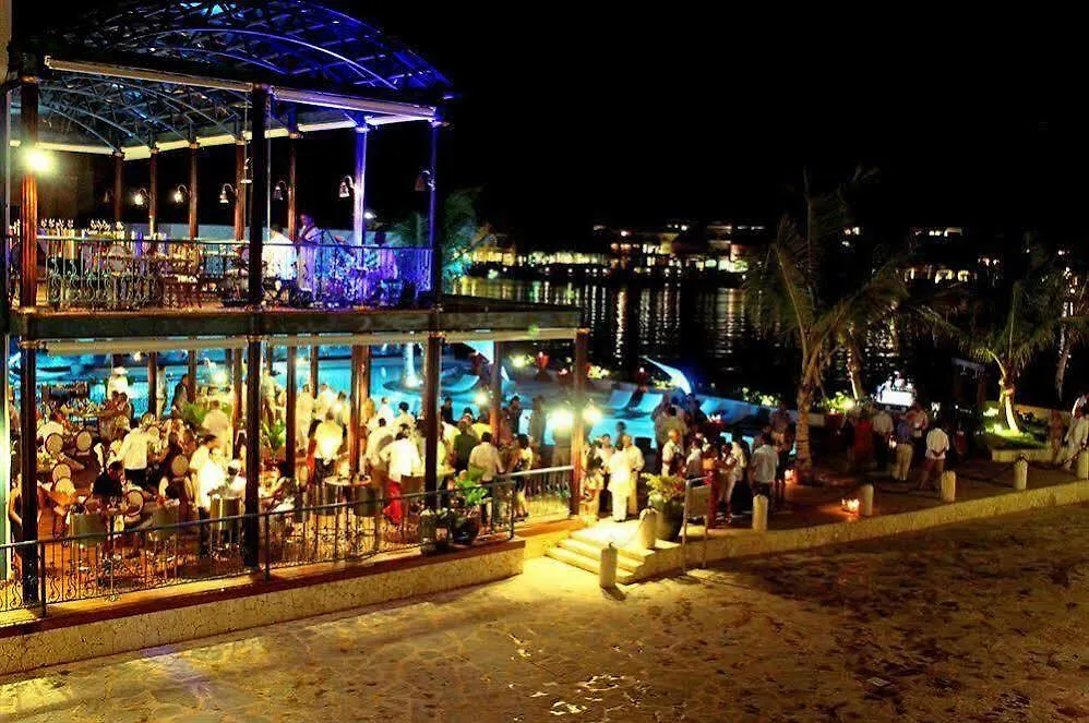 פונטה קאנה Ancora Cap Cana & Marina Suites Resort מלון פונטה קאנה